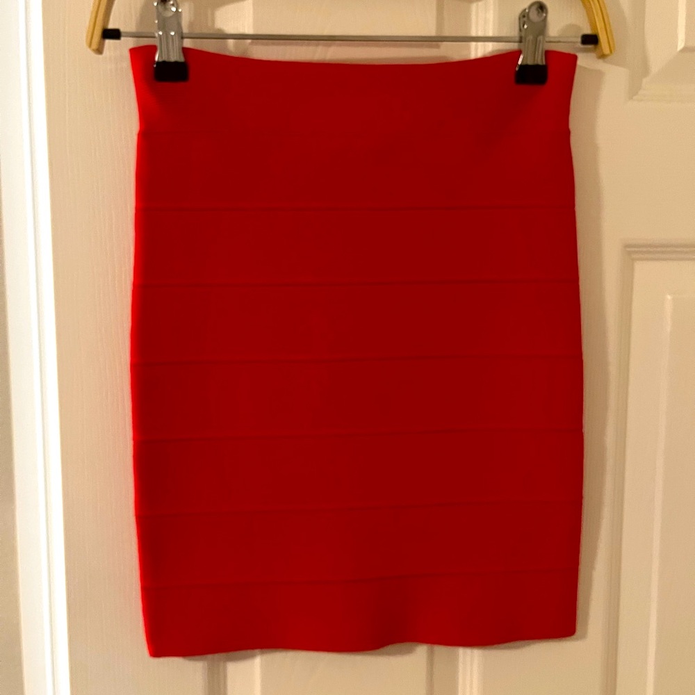 💫BNNW ! BCBG MAXAZRIA Bandage Skirt 🔥
